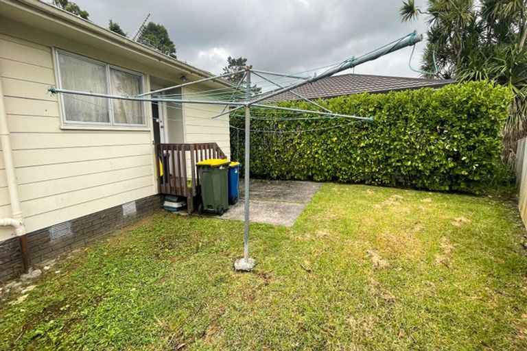 Photo of property in 68 Reynella Drive, Massey, Auckland, 0614