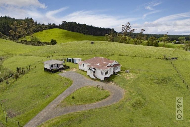 Photo of property in 641 Ararimu Valley Road, Helensville, Waimauku, 0882
