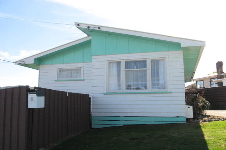 Photo of property in 1 Pollard Street, Wainuiomata, Lower Hutt, 5014