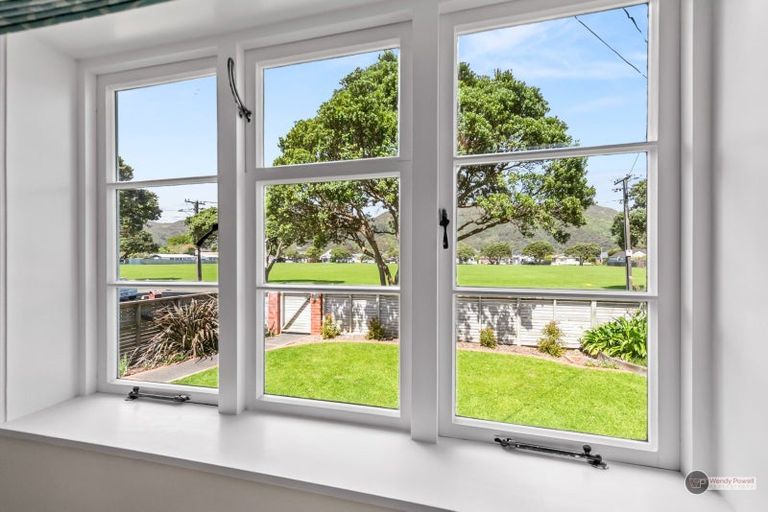 Photo of property in 1/49 Trafalgar Street, Waterloo, Lower Hutt, 5011