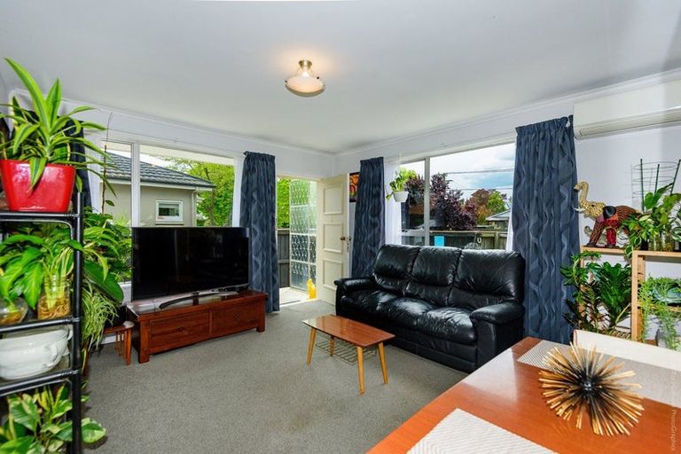 Photo of property in 1/79 Champion Street, Edgeware, Christchurch, 8013