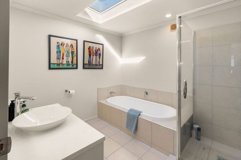 Photo of property in 42 Mcdougall Avenue, St Albans, Christchurch, 8014