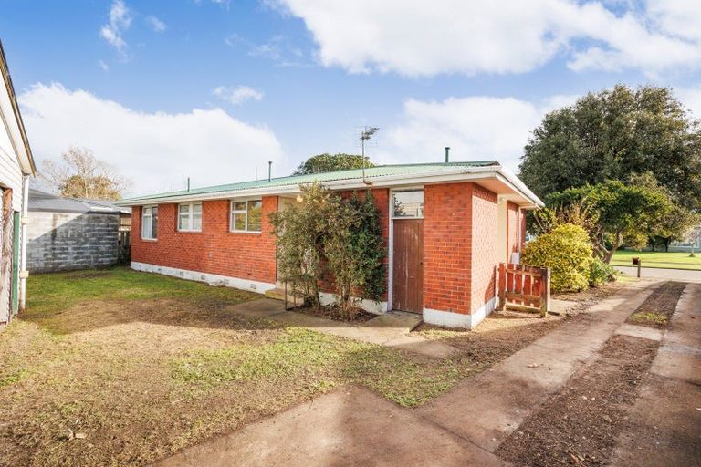 Photo of property in 4 Waihi Place, Westbrook, Palmerston North, 4412