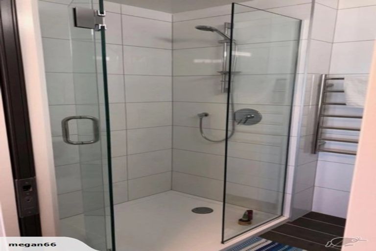 Photo of property in Frame Apartments, 1502/111 Molesworth Street, Thorndon, Wellington, 6011