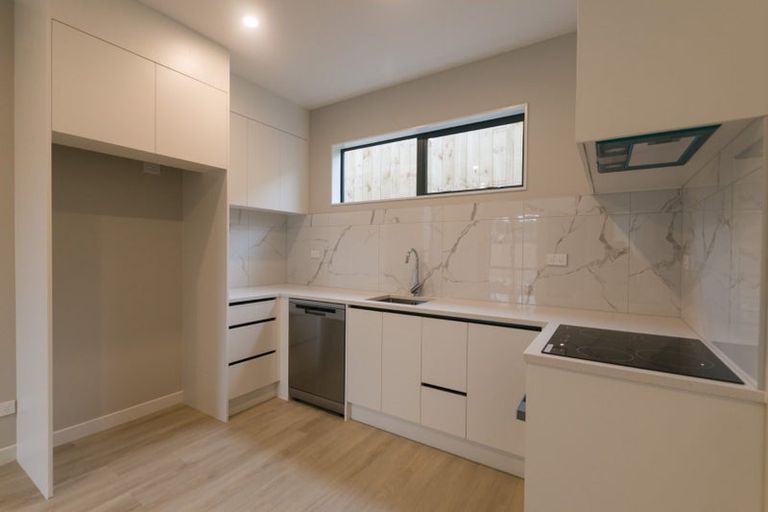 Photo of property in 82 Salisbury Road, Birkdale, Auckland, 0626