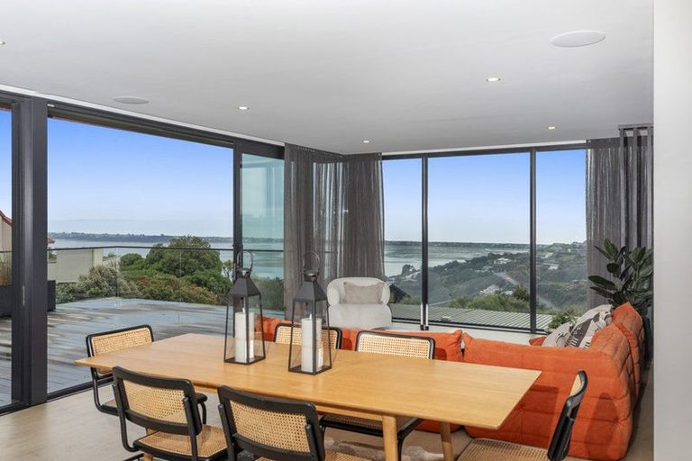 Photo of property in 3 Selleck Street, Mount Pleasant, Christchurch, 8081