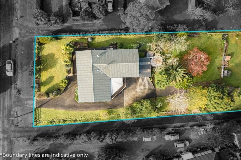 Photo of property in 209 Kaipara Road, Papakura, 2582