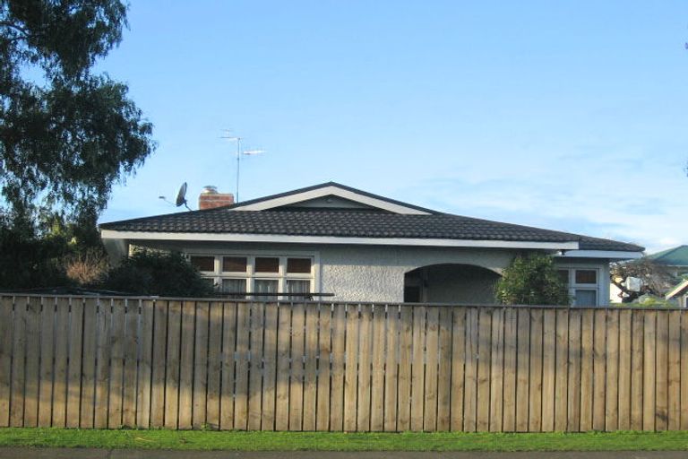 Photo of property in 605 Saint Aubyn Street West, Saint Leonards, Hastings, 4120