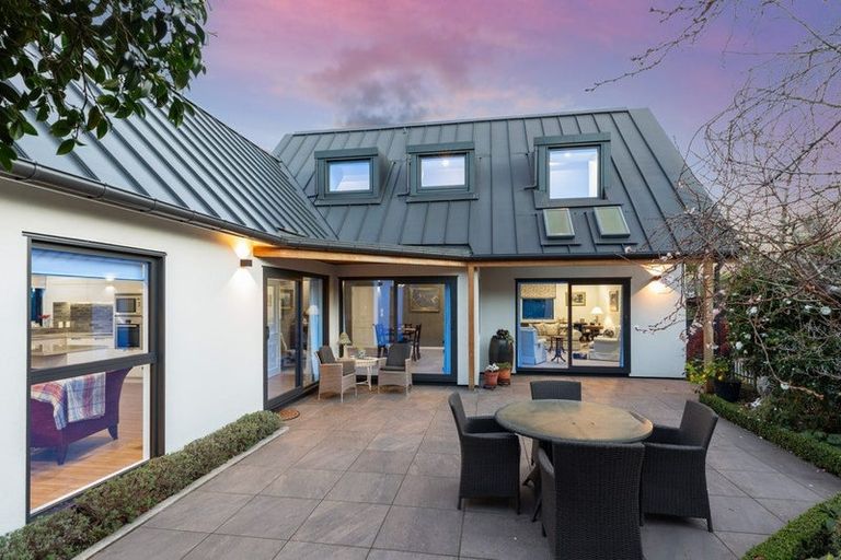 Photo of property in 44a Kotare Street, Fendalton, Christchurch, 8041