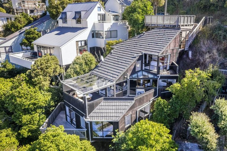 Photo of property in 50 Ferry Street, Seatoun, Wellington, 6022