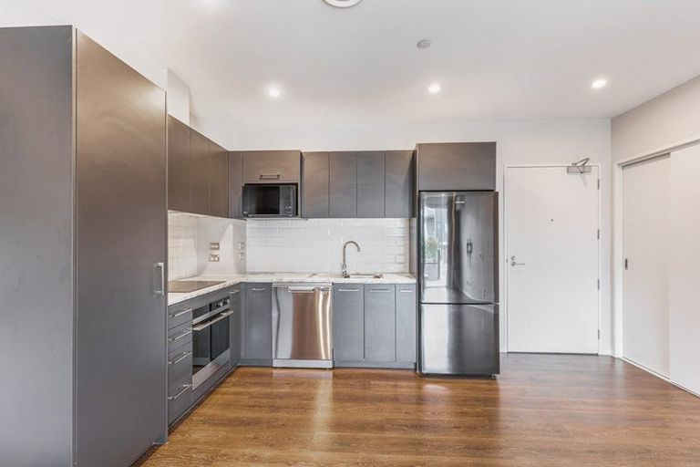 Photo of property in 4/2g Onekiritea Road, Hobsonville, Auckland, 0616