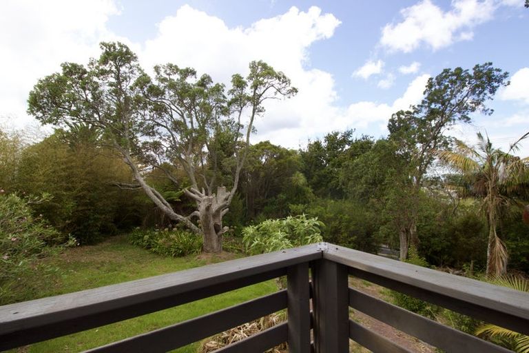 Photo of property in 475 Whangaparaoa Road, Stanmore Bay, Whangaparaoa, 0932