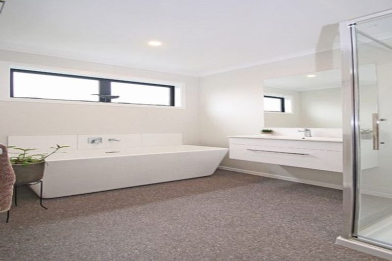 Photo of property in 60 Oak Ridge Drive, Te Awamutu, 3800