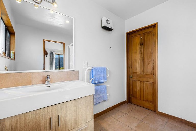 Photo of property in 9 Ngaio Grove, Robinsons Bay, Akaroa, 7581