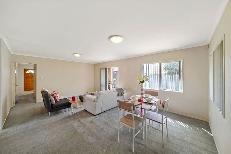 Photo of property in 8 Edingale Court, Flat Bush, Auckland, 2019