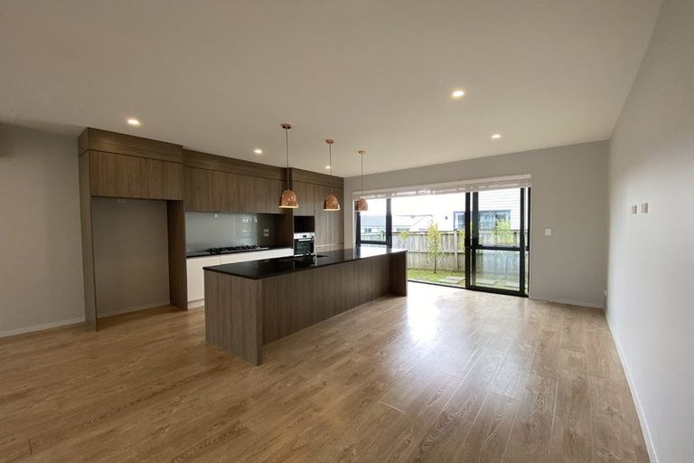 Photo of property in 20 Kiwa Crescent, Gulf Harbour, Whangaparaoa, 0930