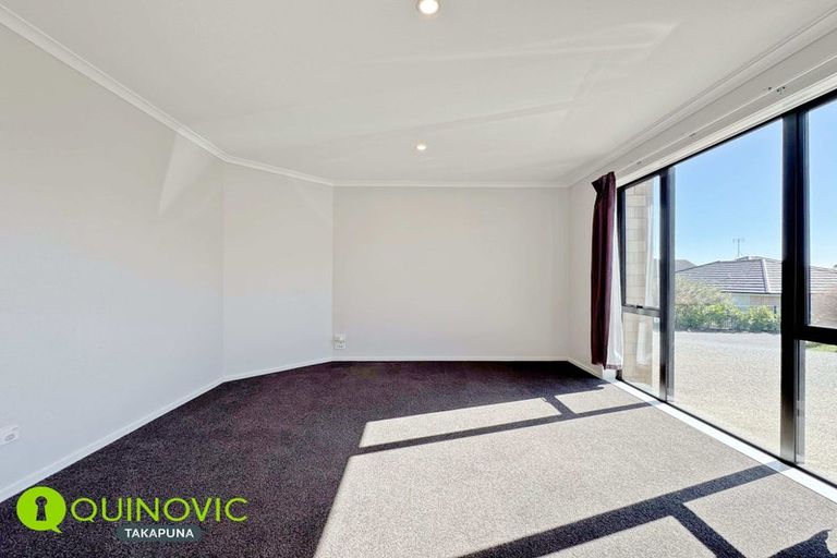 Photo of property in 28 Discovery Drive, Gulf Harbour, Whangaparaoa, 0930