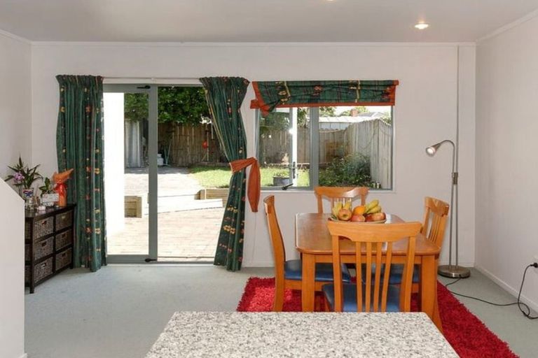 Photo of property in 57 Kona Crescent, Henderson, Auckland, 0610