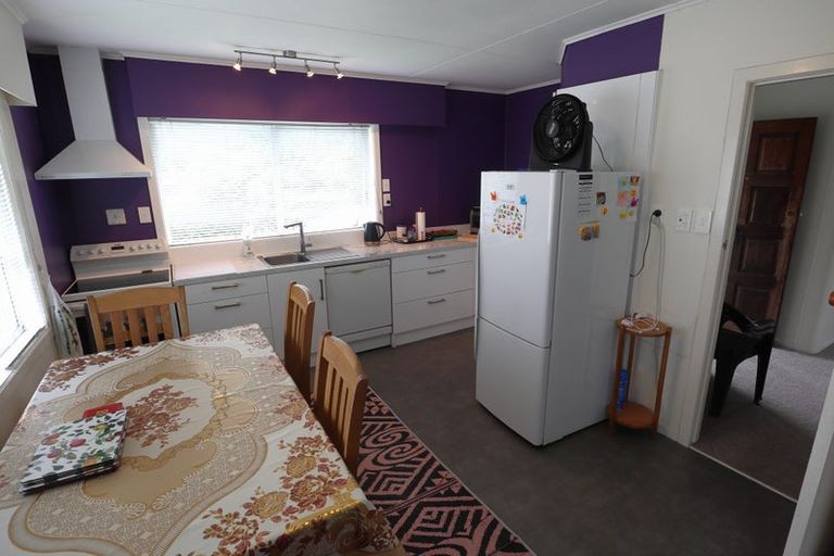 Photo of property in 31 Oberon Street, Stratford, 4332