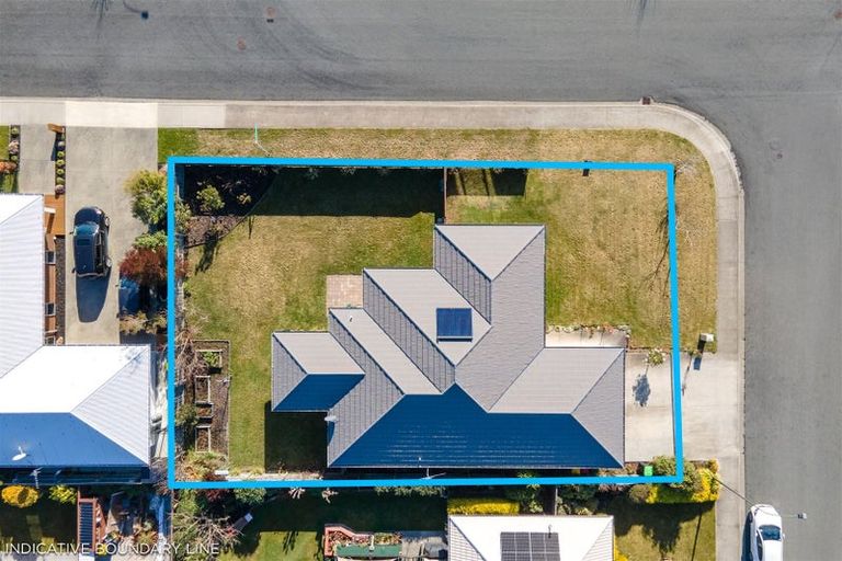 Photo of property in 25 Walnut Way, Rangiora, 7400