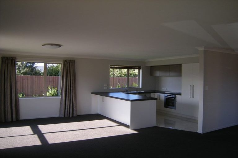 Photo of property in 15h Marlowe Place, Rolleston, 7614