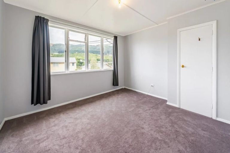 Photo of property in 40 Bell Street, Tawa, Wellington, 5028