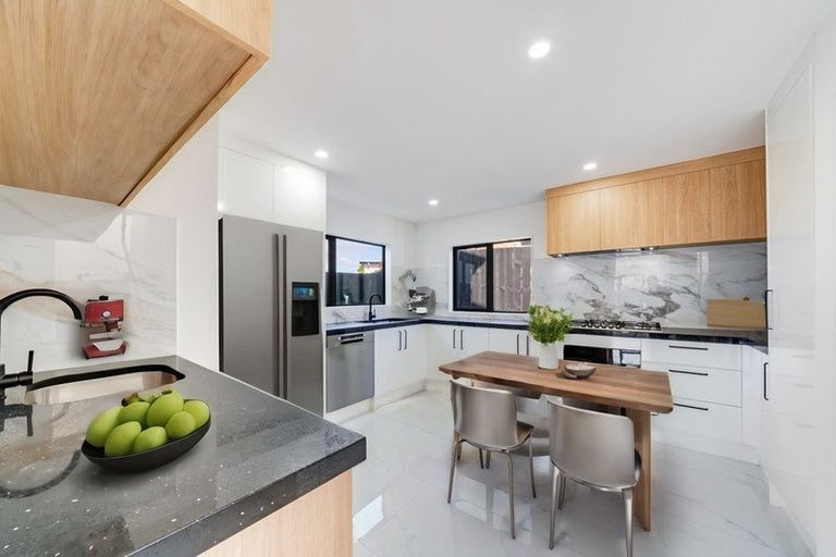 Photo of property in 11b William Avenue, Manurewa, Auckland, 2102