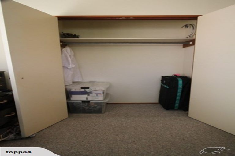 Photo of property in 11 Firle Place, Green Bay, Auckland, 0604
