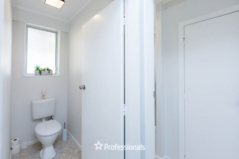 Photo of property in 7 Garth Lane, Maoribank, Upper Hutt, 5018