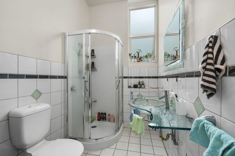 Photo of property in Hb Apartments, 4/3 Holland Street, Te Aro, Wellington, 6011