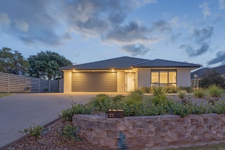 Photo of property in 22 Leeward Drive, Whitianga, 3510