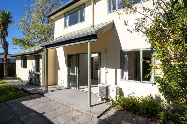 Photo of property in 533a Barbadoes Street, Edgeware, Christchurch, 8013