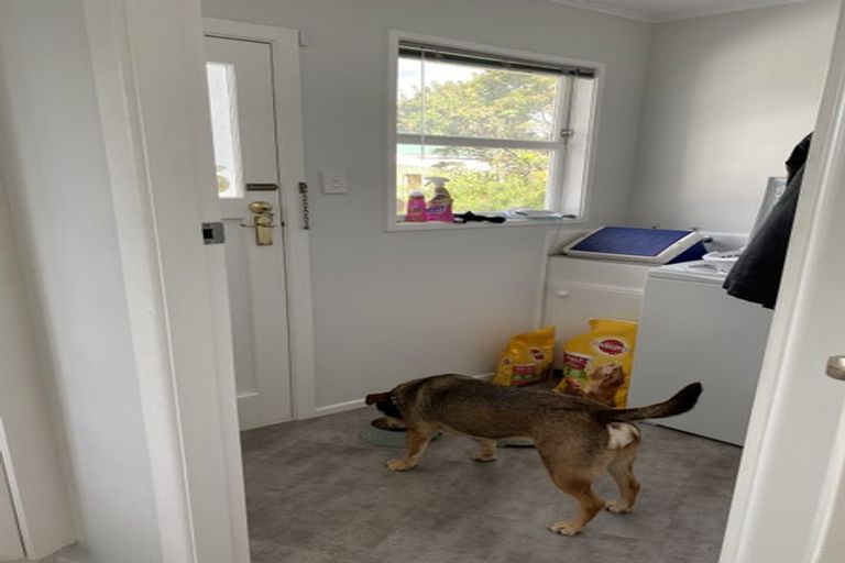 Photo of property in 6 Moehau Grove, Trentham, Upper Hutt, 5018