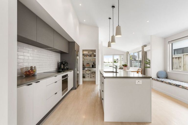 Photo of property in 45 Awatira Drive, Papamoa Beach, Papamoa, 3118