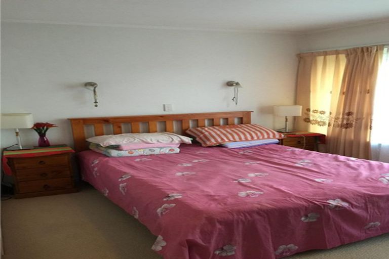 Photo of property in 1/7 Evelyn Place, Hillcrest, Auckland, 0627