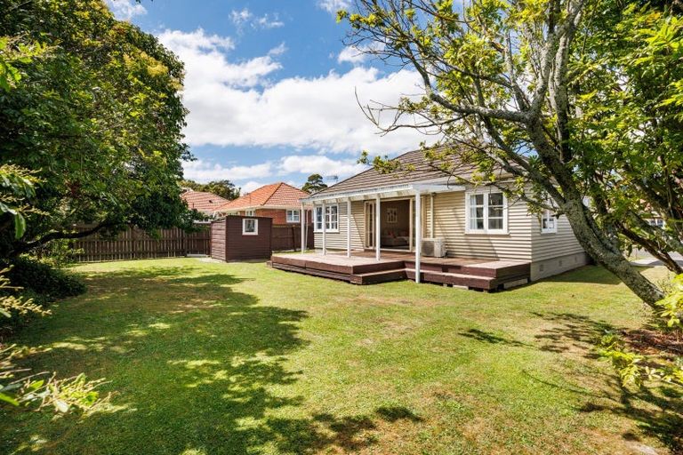 Photo of property in 3 Koromiko Avenue, Roslyn, Palmerston North, 4414