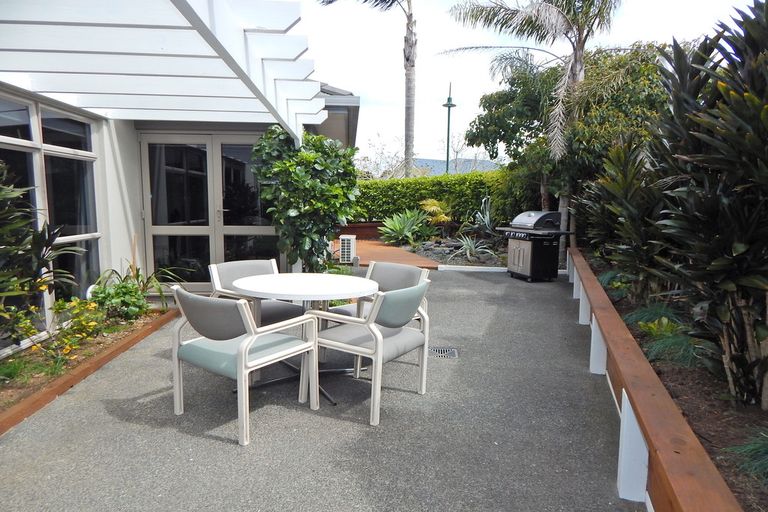 Photo of property in 9 Ranui Avenue, Kerikeri, 0230