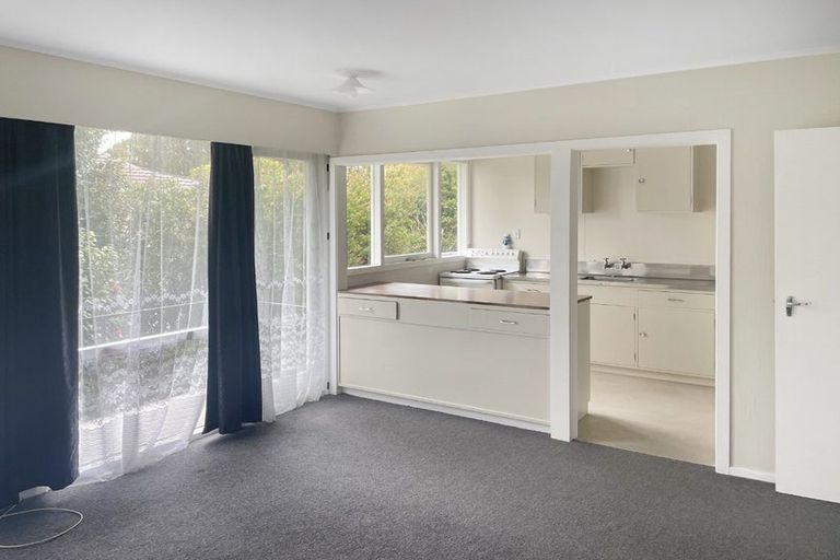 Photo of property in 2/12 Trevethick Grove, Woburn, Lower Hutt, 5010