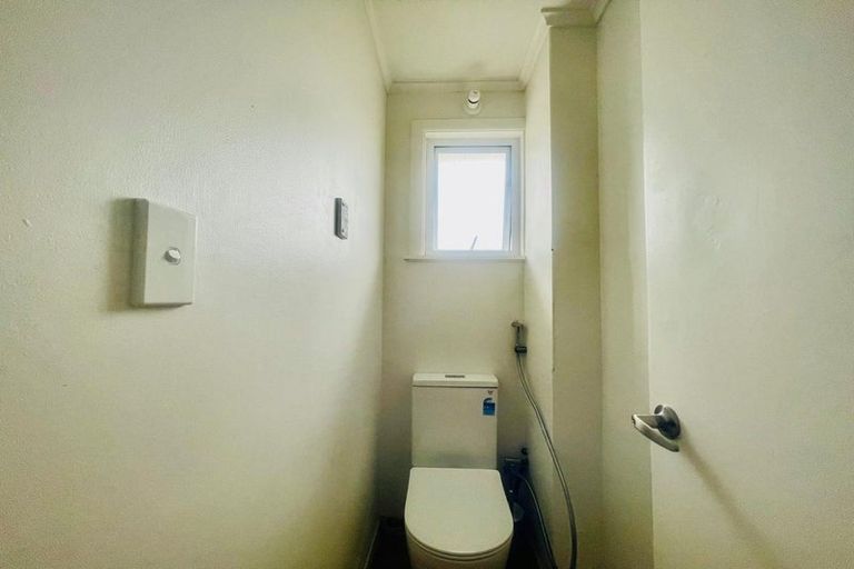 Photo of property in 106 Coxhead Road, Wattle Downs, Auckland, 2103