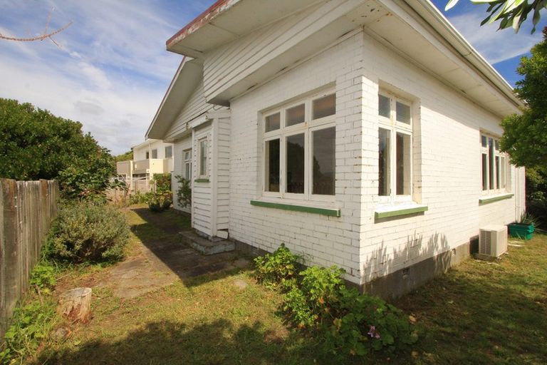 Photo of property in 5a Martin Road, Paraparaumu Beach, Paraparaumu, 5032