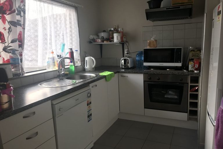 Photo of property in 103a Glengarry Road, Glen Eden, Auckland, 0602