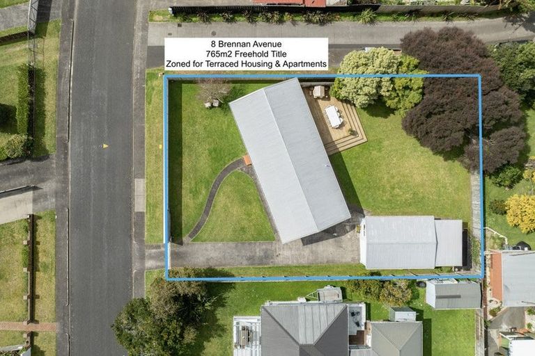 Photo of property in 8 Brennan Avenue, Te Atatu Peninsula, Auckland, 0610
