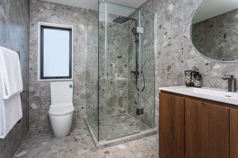 Photo of property in 55a Watea Road, Torbay, Auckland, 0630