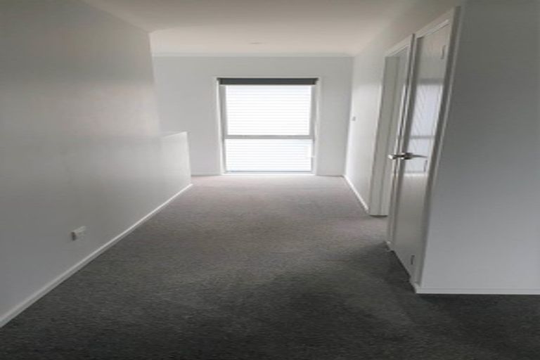 Photo of property in 11u2 Crosher Place, Silverdale, Hamilton, 3216