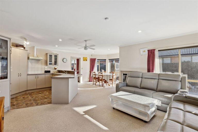 Photo of property in 22 Masefield Drive, Rolleston, 7614