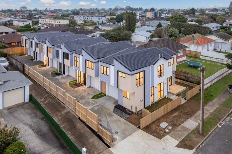 Photo of property in 4 Frances Street, Manurewa, Auckland, 2102