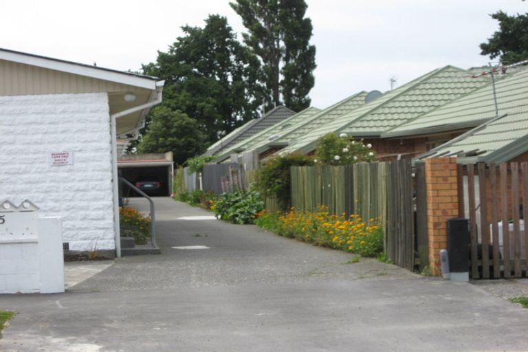 Photo of property in 73 Fairfield Avenue, Addington, Christchurch, 8024