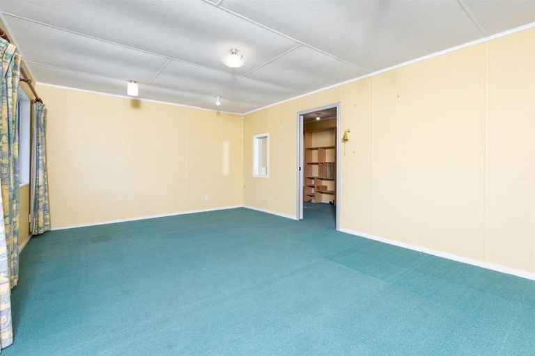 Photo of property in 180 Dixon Street, Masterton, 5810