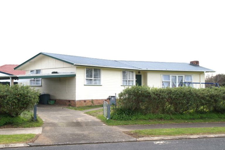 Photo of property in 4 Moffitt Place, Mangere East, Auckland, 2024
