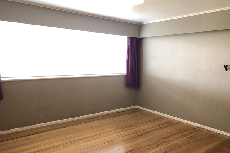 Photo of property in 39 Mason Street, New Lynn, Auckland, 0600